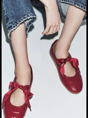 Zara Athletic Bow Ballet Flats - Red